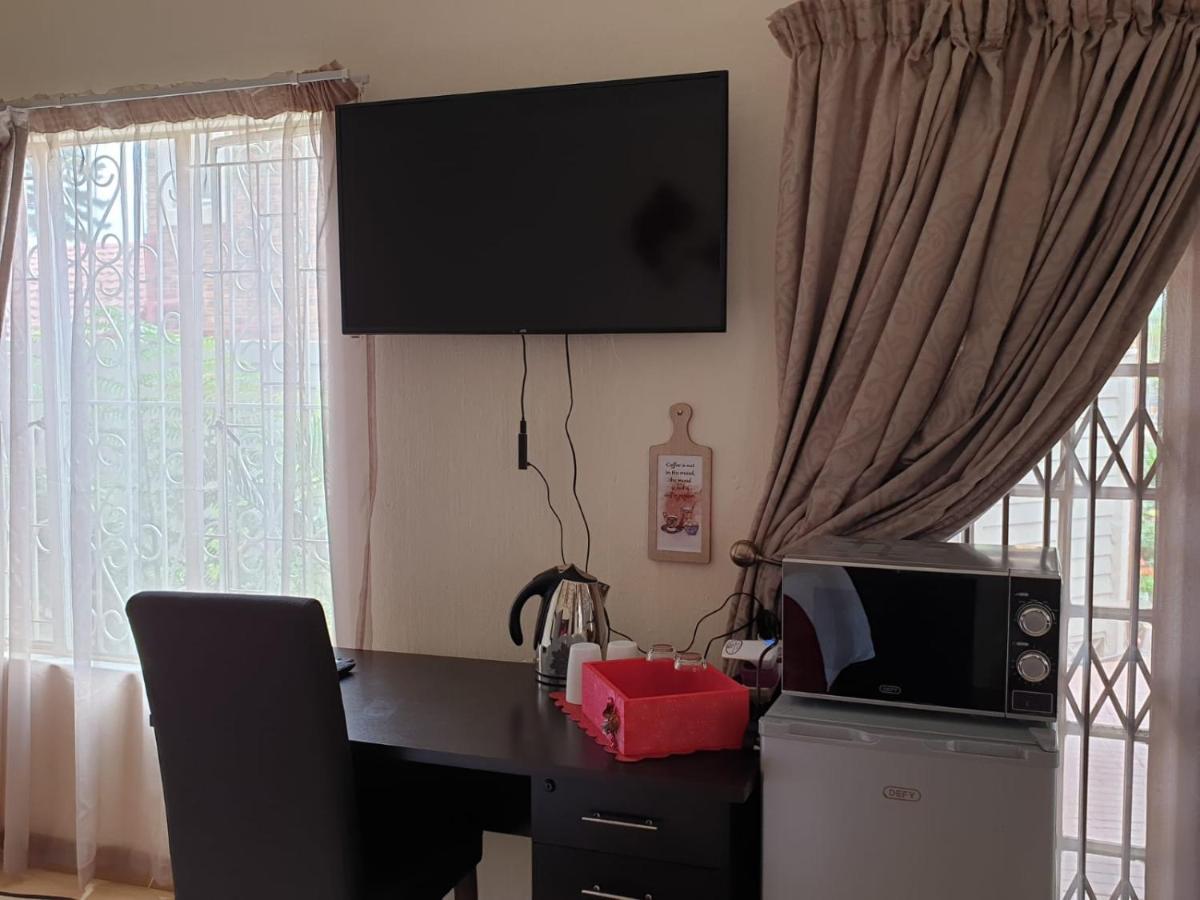 Christa'S Place 897 بريتوريا المظهر الخارجي الصورة